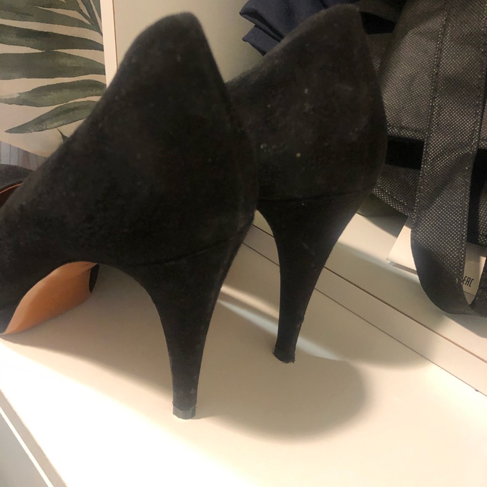 Gucci shoes suede great condition slightly worn - Picture 3 of 6